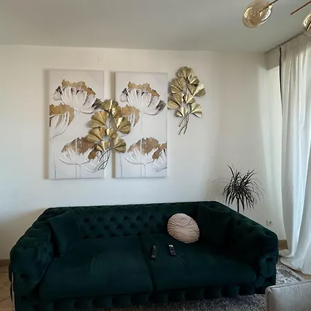 Waterfront Diamond Apartment Belgrade